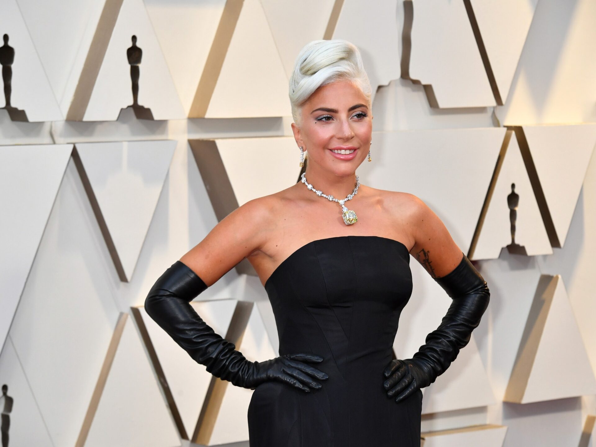 Lady 20Gaga 20Oscars 202019 20with 20dress