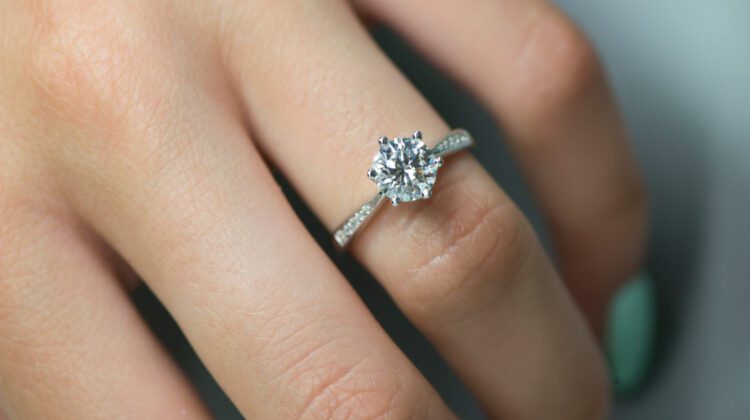 Build Your Own Diamond Ring Online in 5 Steps